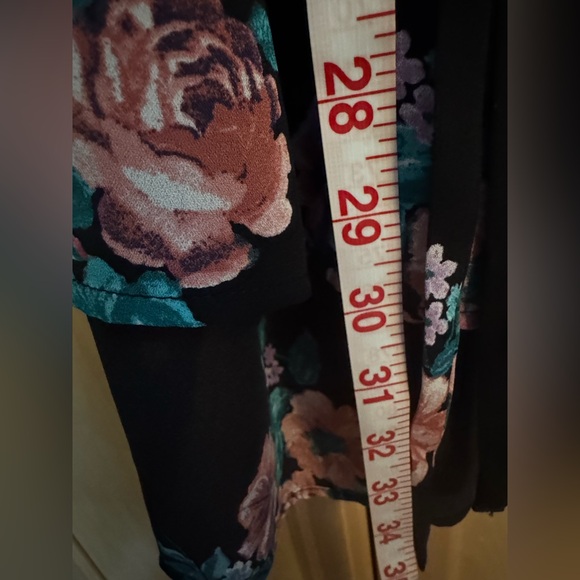 Forever 21 Black Floral Long Sleeve Dress - Picture 7 of 7